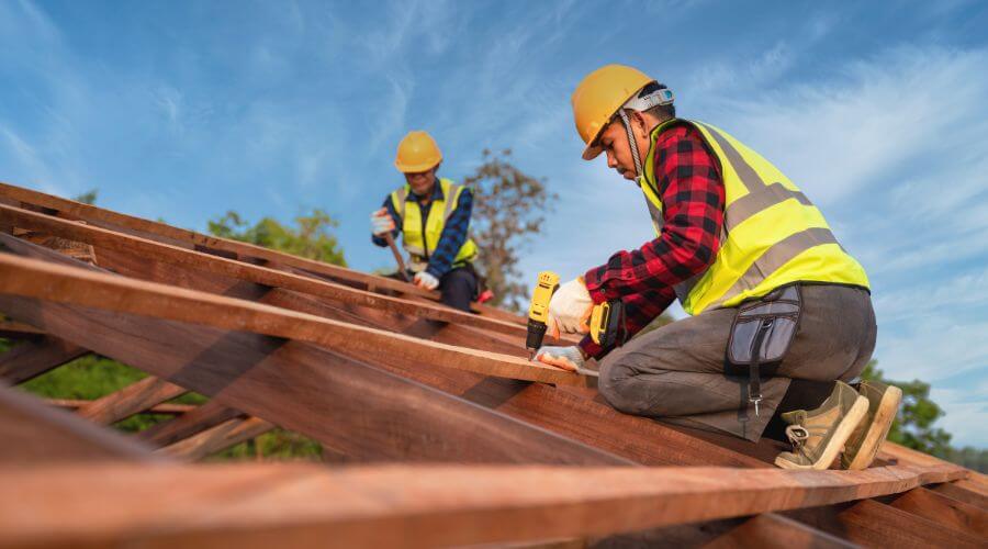 Professional residential roofers in Tutwiler, MS